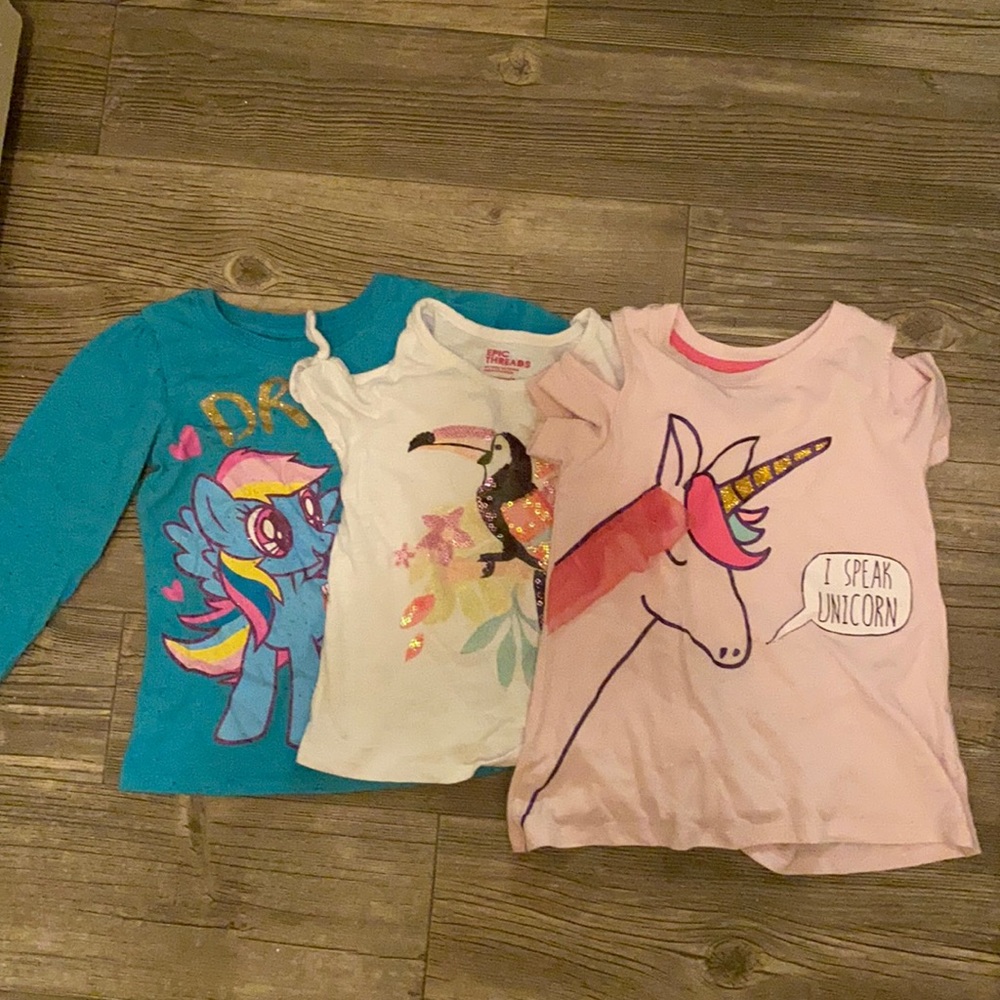 Bundle of 3 kids shirts